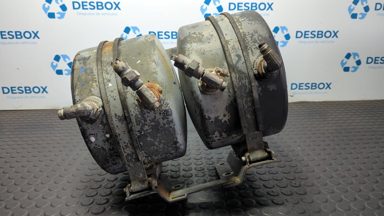 Recambio de ACUMULADOR CENTRAL AMORTIGUACION para NISSAN L80 B660 B660 referencia OEM IAM 06601465 - BLANCO