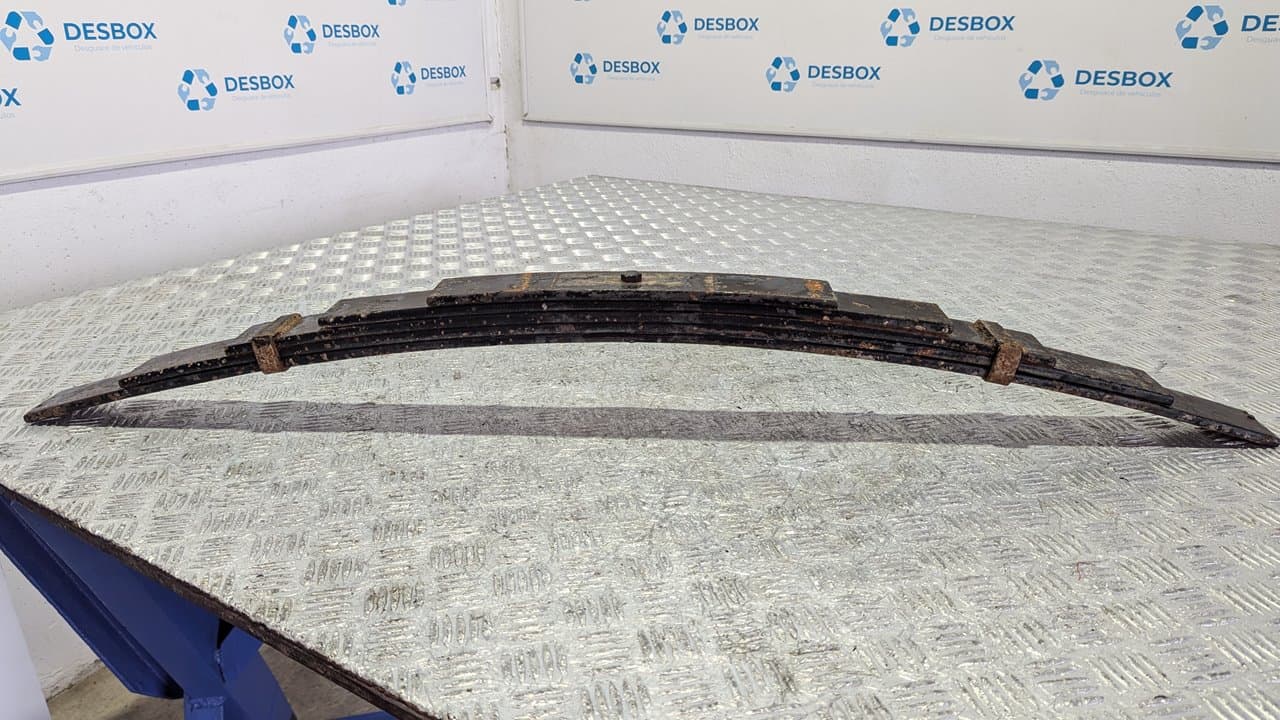Recambio de BALLESTA TRASERA para NISSAN L80 B660 B660 - BLANCO