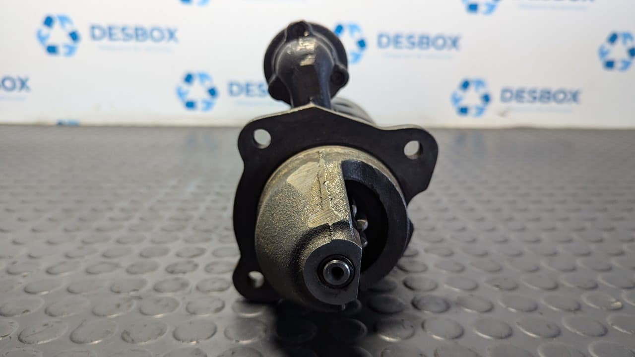 Recambio de MOTOR ARRANQUE para NISSAN L80 B660 B660 referencia OEM IAM 0001368060 - BLANCO