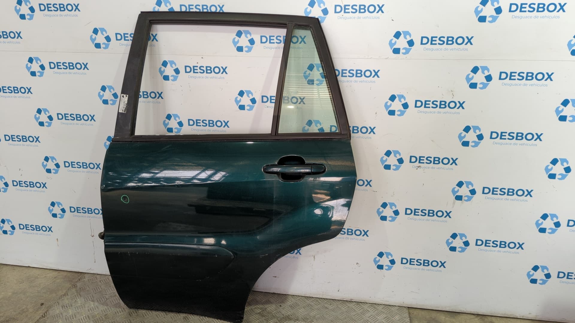 Recambio de PUERTA TRASERA IZQUIERDA para TOYOTA RAV 4 (A2) 1AZFE referencia OEM IAM 6700442050 - VERDE