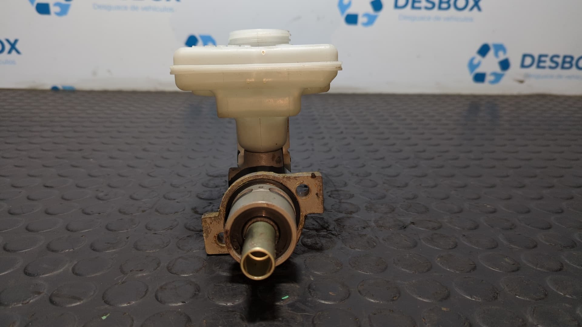 Recambio de BOMBA FRENO para FORD TRANSIT, CAJA ABIERTA 86/92 2.4 Diesel 4HC referencia OEM IAM 310046 - BLANCO