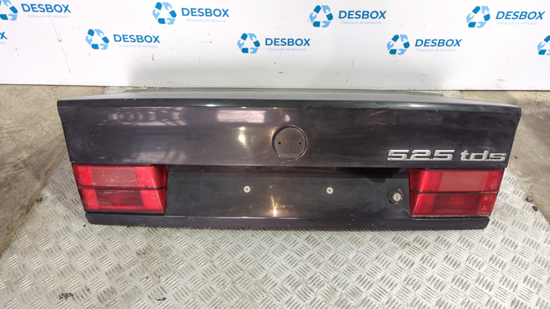 Recambio de TAPA MALETERO para BMW SERIE 5 BERLINA (E34)