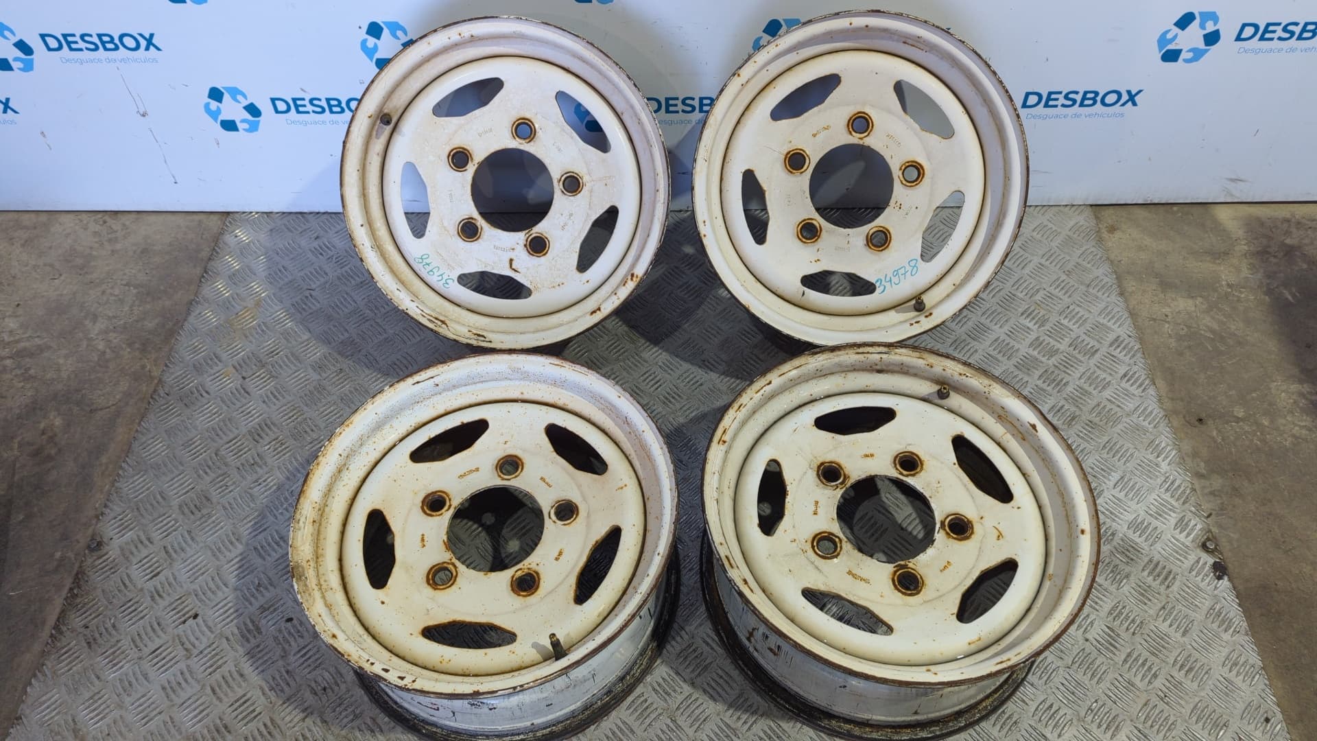 Recambio de JUEGO LLANTAS para LAND ROVER DEFENDER 2.5L50 KW referencia OEM IAM NTC5193 - BLANCO