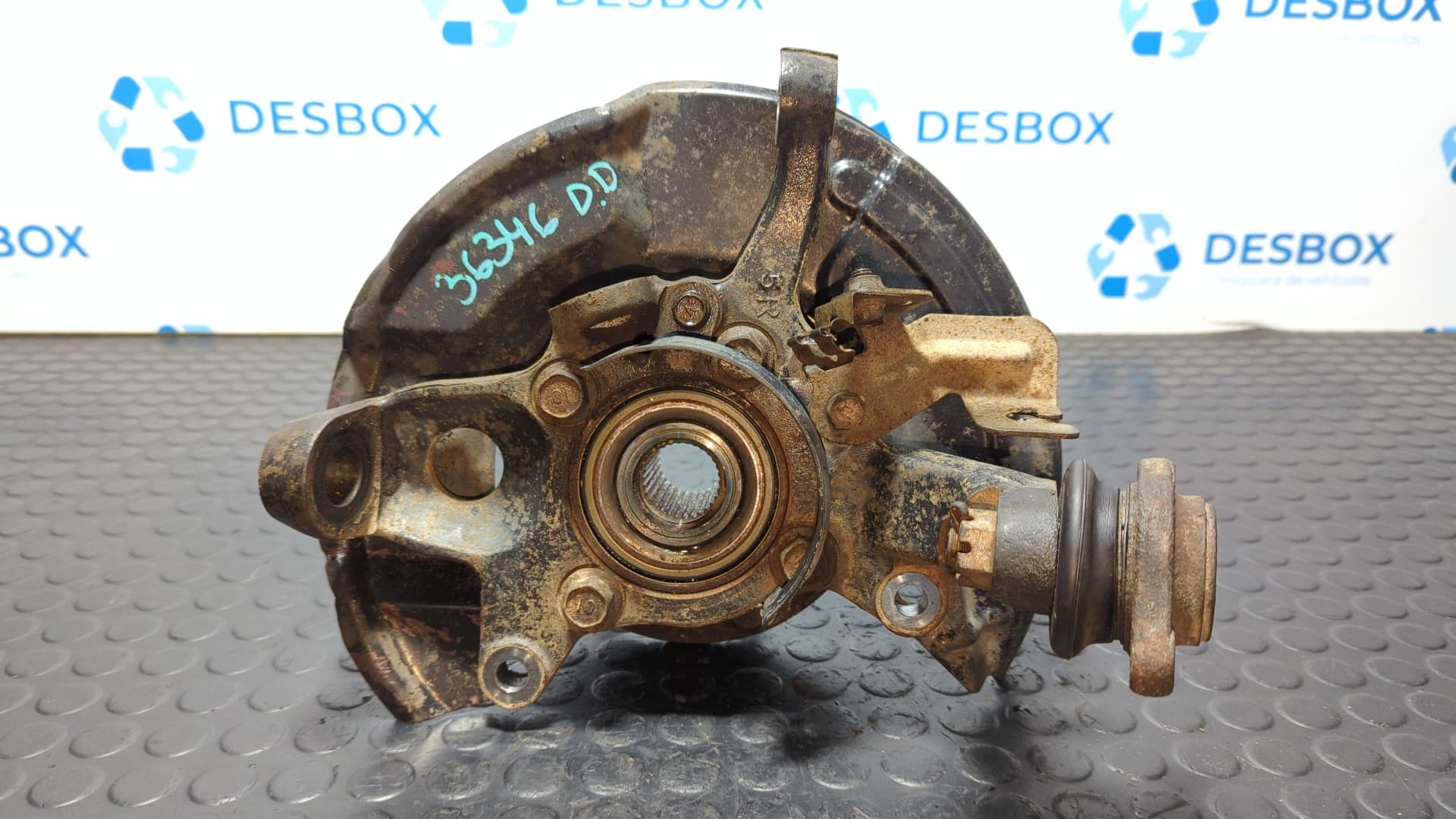 Recambio de MANGUETA DELANTERA DERECHA para MITSUBISHI MONTERO (V80/V90) 4M41 - VERDE