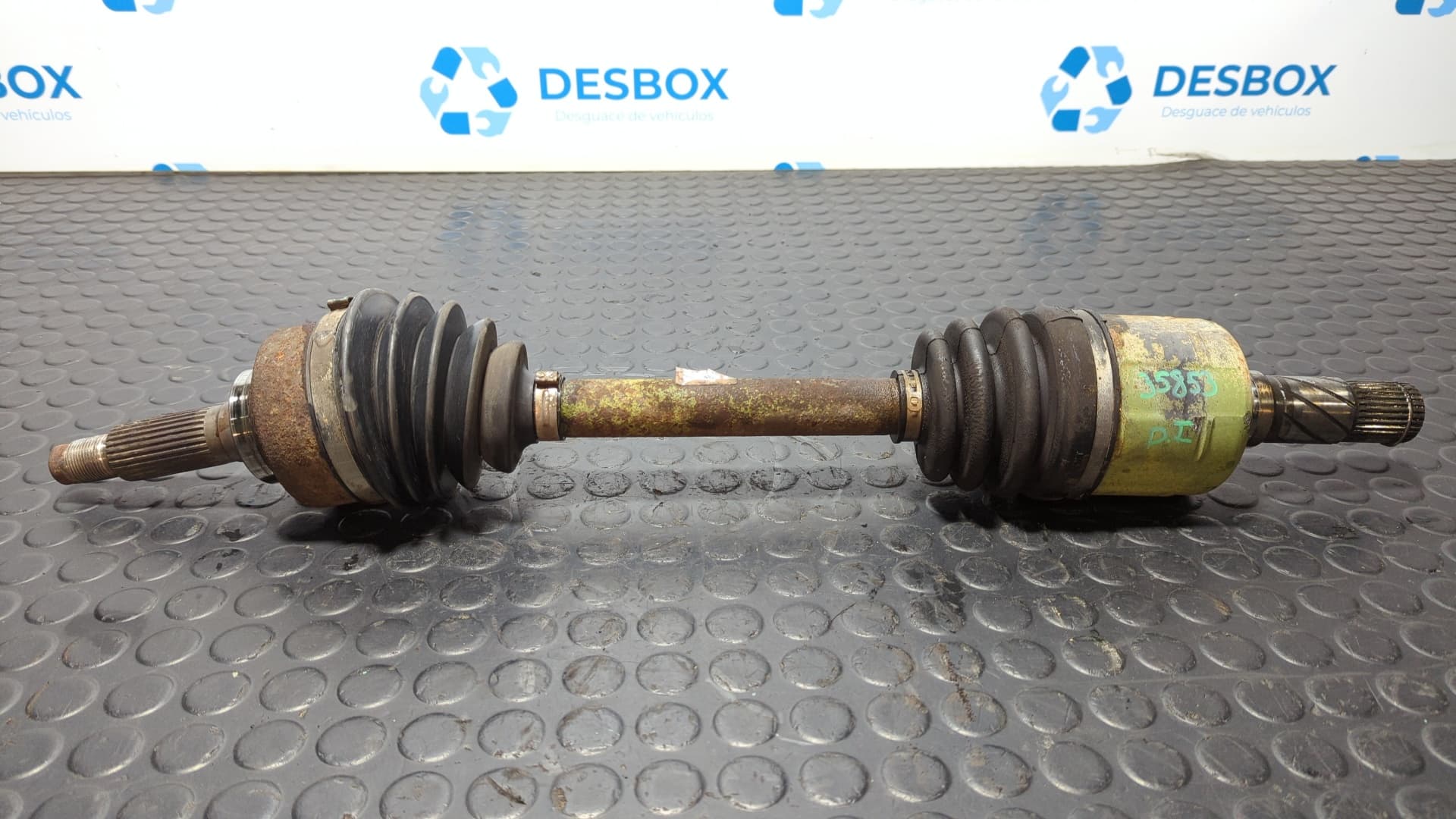 Recambio de TRANSMISION DELANTERA IZQUIERDA para KIA SORENTO D4CB - GRIS