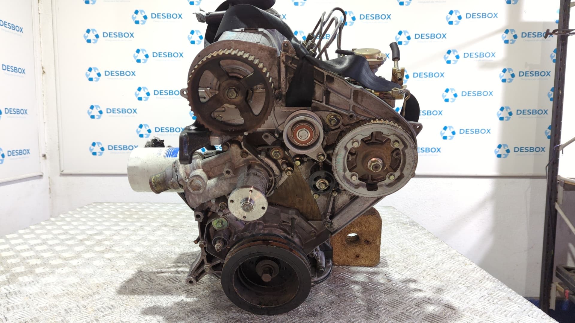 Recambio de MOTOR para MITSUBISHI MONTERO (L040) 4D56 referencia OEM IAM 4D56 - BLANCO