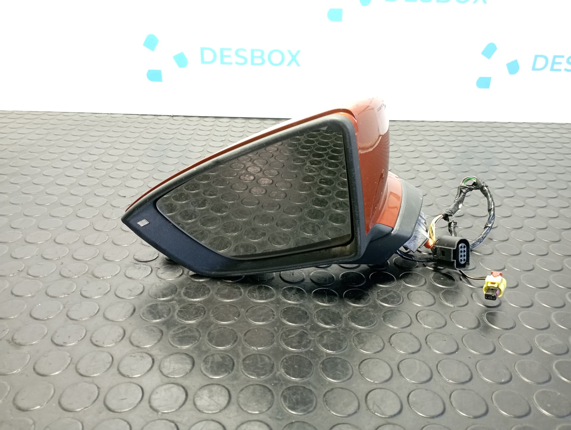 Recambio de RETROVISOR IZQUIERDO para SEAT ARONA CHZ referencia OEM IAM 026684 - NARANJA
