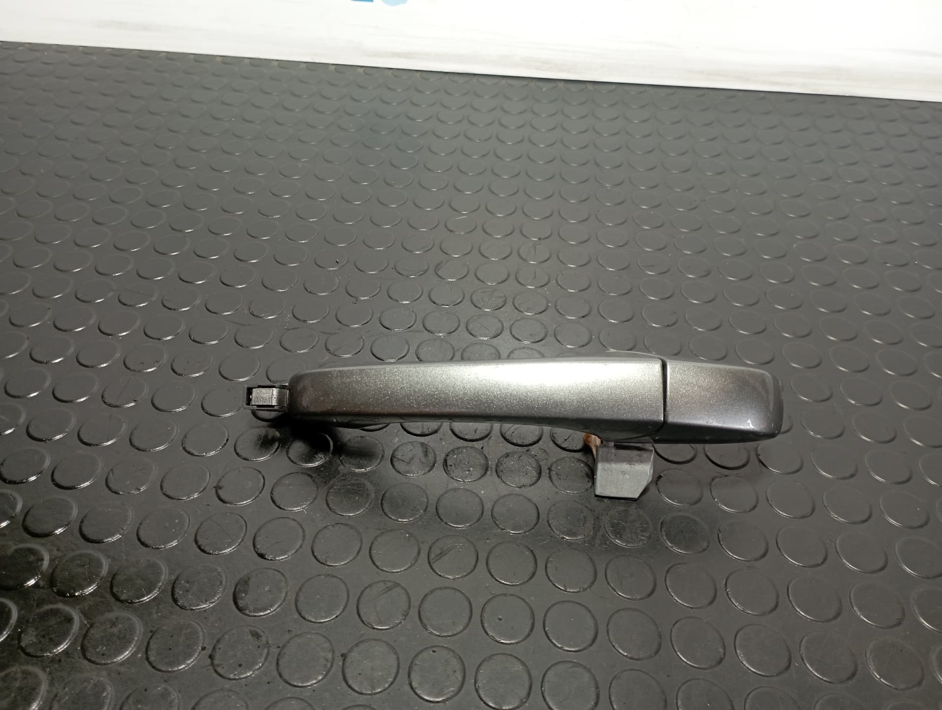 Recambio de MANETA EXTERIOR DELANTERA DERECHA para CHRYSLER JEEP COMPASS 2.2 CRD CAT 651 925 ON - GRIS