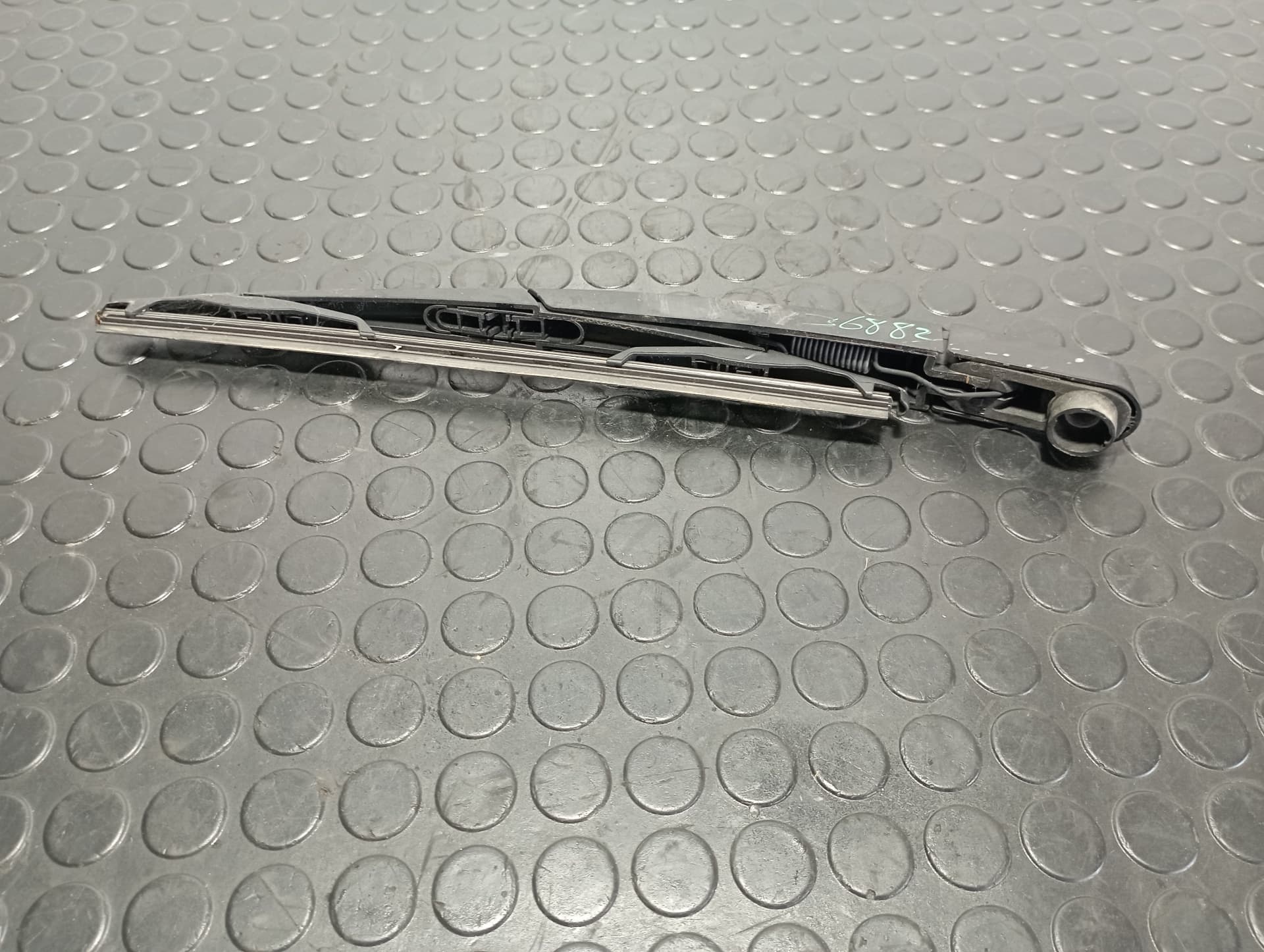 Recambio de BRAZO LIMPIA TRASERO para HYUNDAI I20 ACTIVE I20 ACTIVE G4LC referencia OEM IAM 35029817 - GRANATE