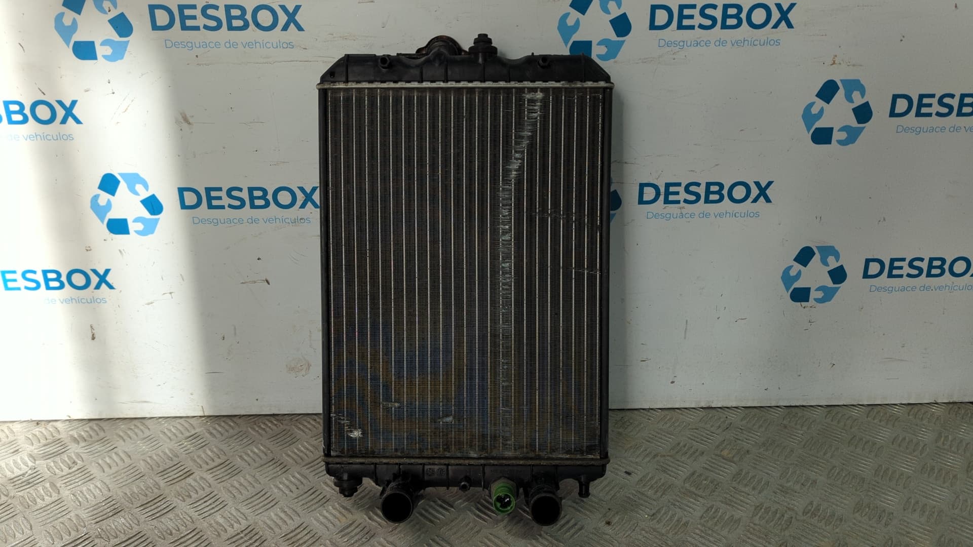 Recambio de RADIADOR AGUA para PIAGGIO (VESPA) PORTER PICK - UP Diesel LDW1404 referencia OEM IAM MAGNETI MARELLI - BLANCO