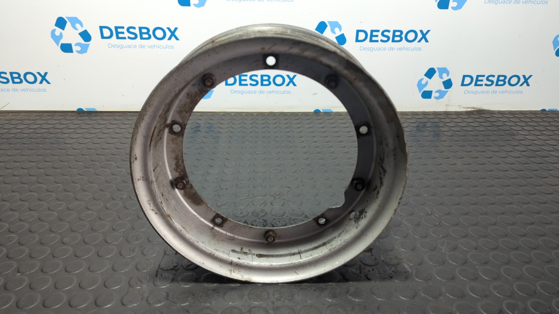 Recambio de LLANTA para PIAGGIO (VESPA) PORTER PICK - UP Diesel LDW1404 referencia OEM IAM 10-2.50C - BLANCO