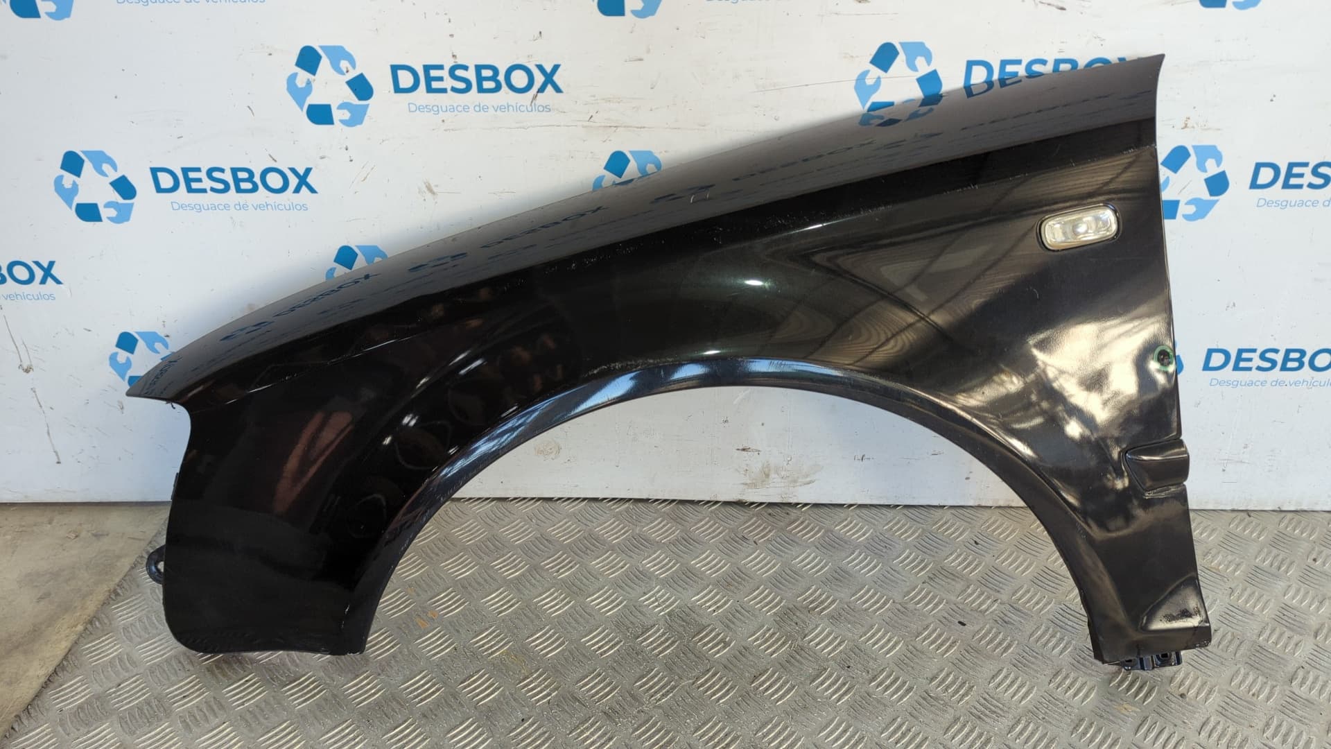 Recambio de ALETA DELANTERA IZQUIERDA para AUDI A4 CABRIO (8H) 3.0 TDI ASB - AZUL