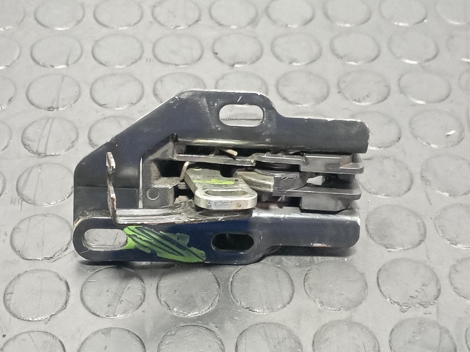Recambio de CERRADURA PUERTA TRASERA IZQUIERDA para PEUGEOT EXPERT TEPEE 2.0 HDi 120 RHK(DW10UTED4) referencia OEM IAM 9832125780 - BLANCO