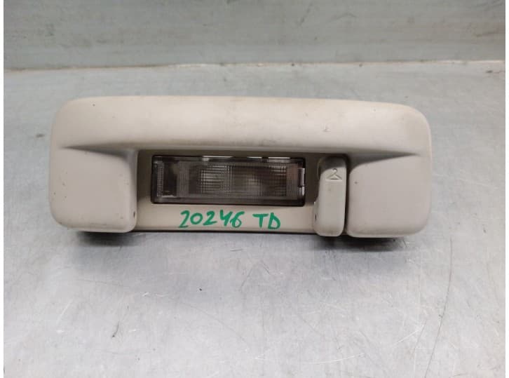Recambio de luz interior para jeep grand cherokee (wh) crd cat referencia OEM IAM 829880