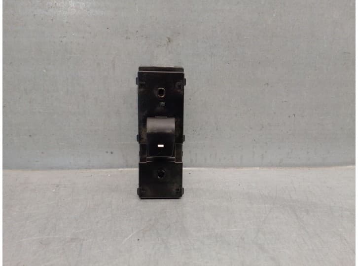 Recambio de mando elevalunas trasero derecho para hyundai ioniq (ae) 1.6 gdi hybrid referencia OEM IAM 93580G2010 93580G2010
