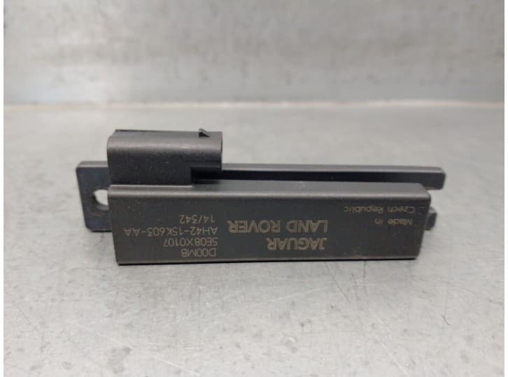 Recambio de antena para land rover range rover evoque (l538) 2.2 d 4x4 referencia OEM IAM AH4215K603AA LR012709 JAGUAR 5E08X0107