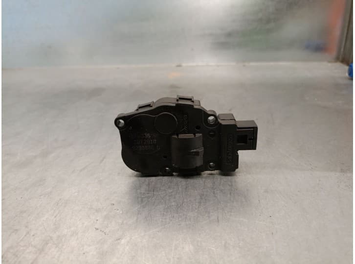 Recambio de motor apertura trampillas climatizador para mercedes-benz clase gl (x164) cdi cat referencia OEM IAM A1669060008 A16