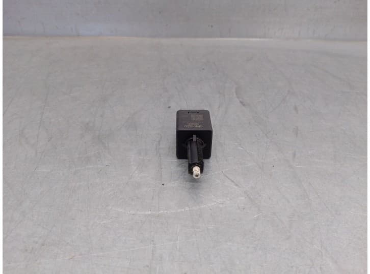 Recambio de interruptor para hyundai ioniq (ae) 1.6 gdi hybrid referencia OEM IAM 938103S800 OMRON