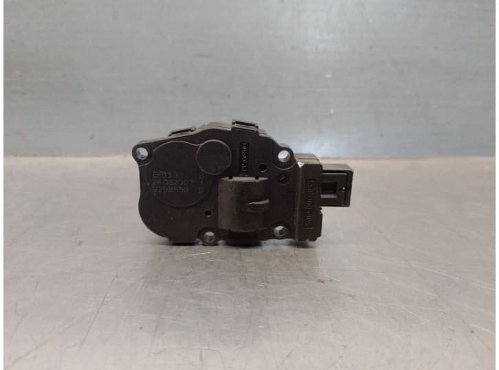 Recambio de motor apertura trampillas climatizador para bmw 3 descapotable (e93) 320 i referencia OEM IAM EFB331 929888G