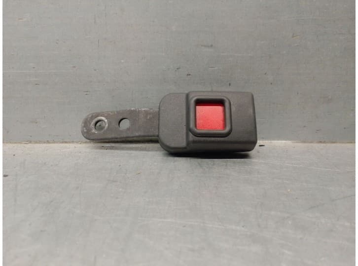 Recambio de enganche cinturon trasero central para bmw 3 descapotable (e93) 320 i referencia OEM IAM 609652700C