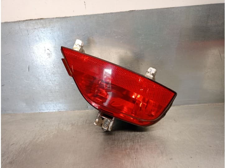 Recambio de piloto trasero derecho paragolpes para renault laguna iii (bt0/1) 2.0 dci (bt07, bt0j, bt14, bt1a, bt1s) referencia