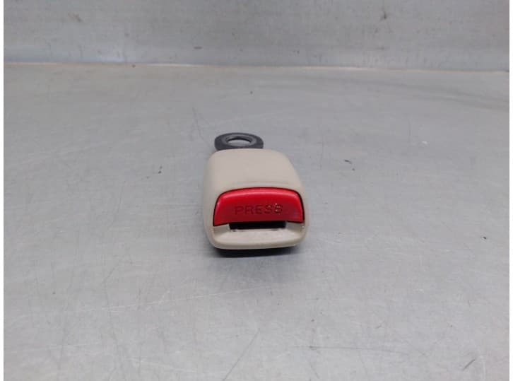 Recambio de enganche cinturon trasero derecho para mitsubishi outlander ii (cw_w) 2.0 di-d (cw8w) referencia OEM IAM NSB1085 NSB