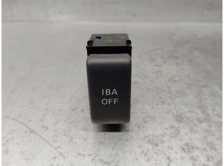 Recambio de interruptor para infiniti fx 30 d 3.0 v6 diesel cat referencia OEM IAM 251221CA0A 251221CA0A NILES
