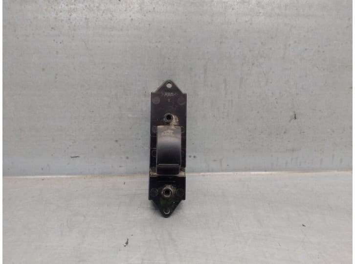Recambio de mando elevalunas trasero derecho para mitsubishi outlander ii (cw_w) 2.0 di-d (cw8w) referencia OEM IAM 8608A062 C8
