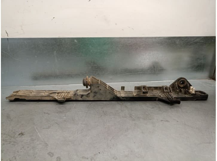Recambio de soporte radiadores para ford ranger (tke) 2.2 tdci 4x4 referencia OEM IAM 1722751 1722751