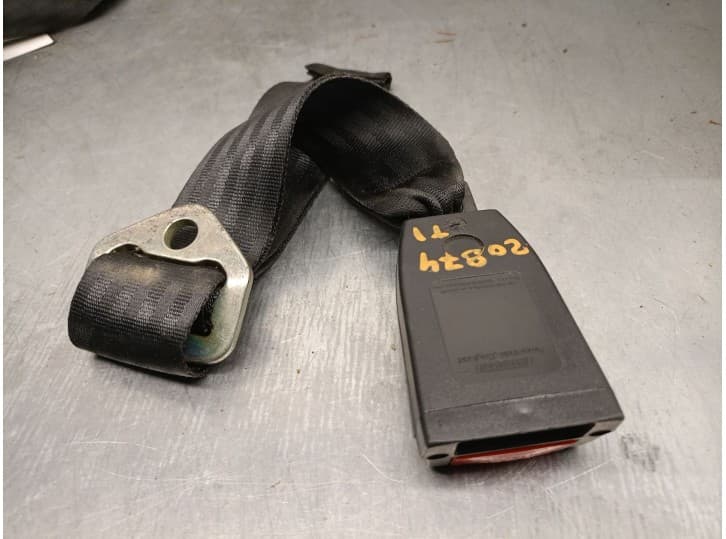 Recambio de enganche cinturon trasero izquierdo para citroën ax (za-_) 14 referencia OEM IAM 96073388 96073388