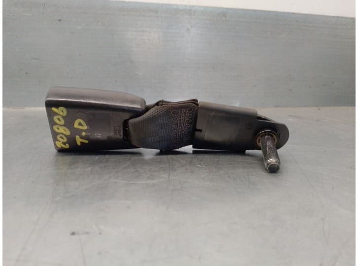 Recambio de enganche cinturon trasero derecho para opel antara a (l07) 2.0 cdti referencia OEM IAM 4808150 4808150