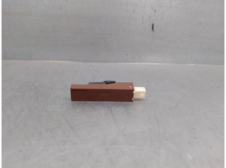 Recambio de antena para lexus is iii (_e3_) 300h (ave30_) referencia OEM IAM 899A060010 899A060010