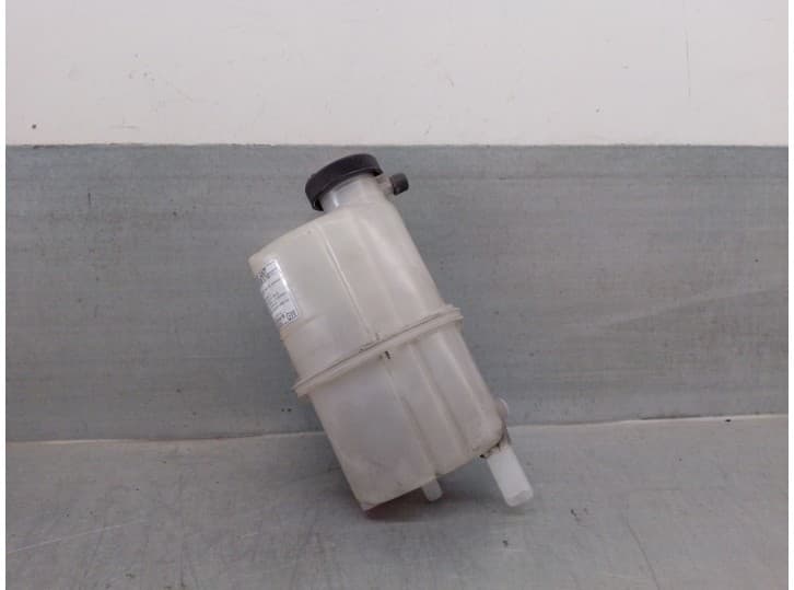 Recambio de deposito expansion para lexus is iii (_e3_) 300h (ave30_) referencia OEM IAM G91H030011