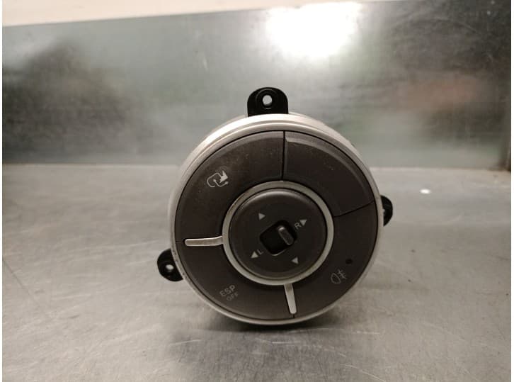 Recambio de mando multifuncion para ssangyong kyron 2.0 xdi referencia OEM IAM 8550109070 8552009000