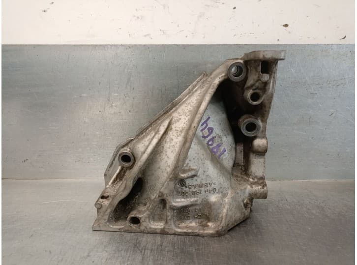 Recambio de soporte motor derecho para volkswagen polo v (6r1, 6c1) 1.4 tdi referencia OEM IAM 04B199207 04B199207