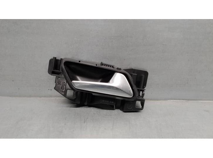 Recambio de maneta interior delantera derecha para ds ds 3 / ds 3 crossback (ur_, uc_, uj_) 1.2 puretech 130 referencia OEM IAM
