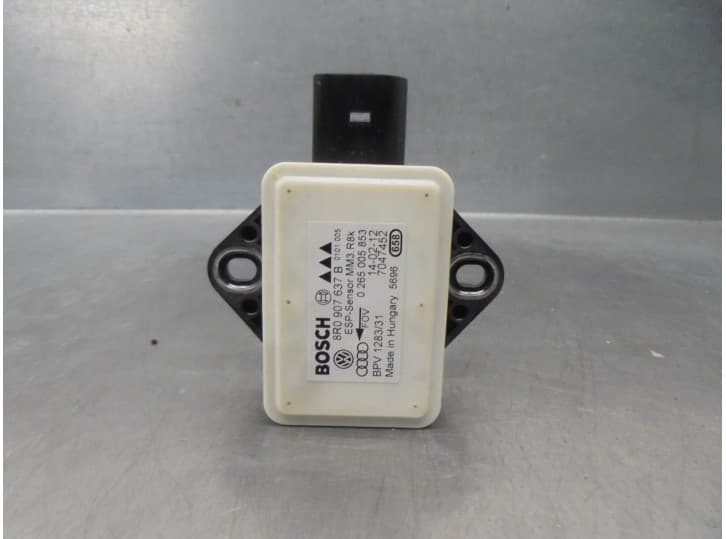Recambio de modulo electronico para audi a4 b8 (8k2) 2.0 tdi referencia OEM IAM 8R0907637B 0265005853 BOSCH
