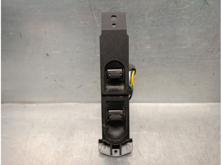 Recambio de mando elevalunas delantero derecho para rover 45 i hatchback (rt) 2.0 v6 referencia OEM IAM 20 K4F