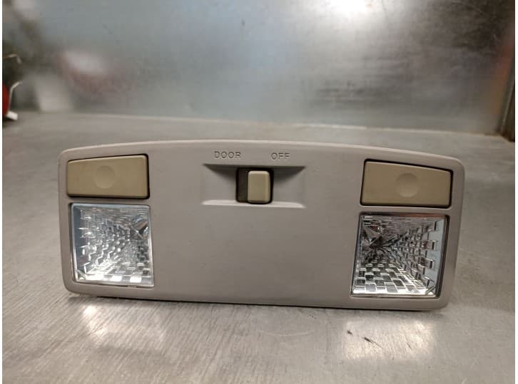 Recambio de luz interior para mazda 3 sedán (bk) 1.6 di turbo (bk12y) referencia OEM IAM GJ6A69970 GJ6A69970