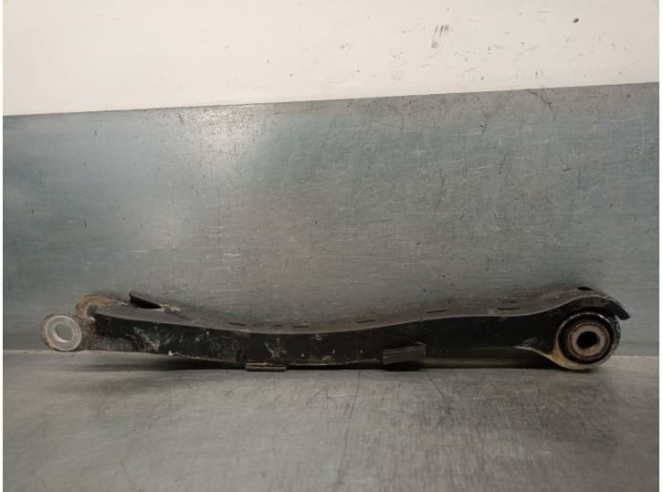 Recambio de brazo suspension inferior trasero izquierdo para mercedes-benz sl (r230) 55 amg (230.474) referencia OEM IAM R230352