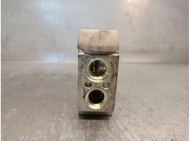 Recambio de valvula expansion para hyundai ix20 (jc) 1.4 crdi referencia OEM IAM 976261P000 976261P000