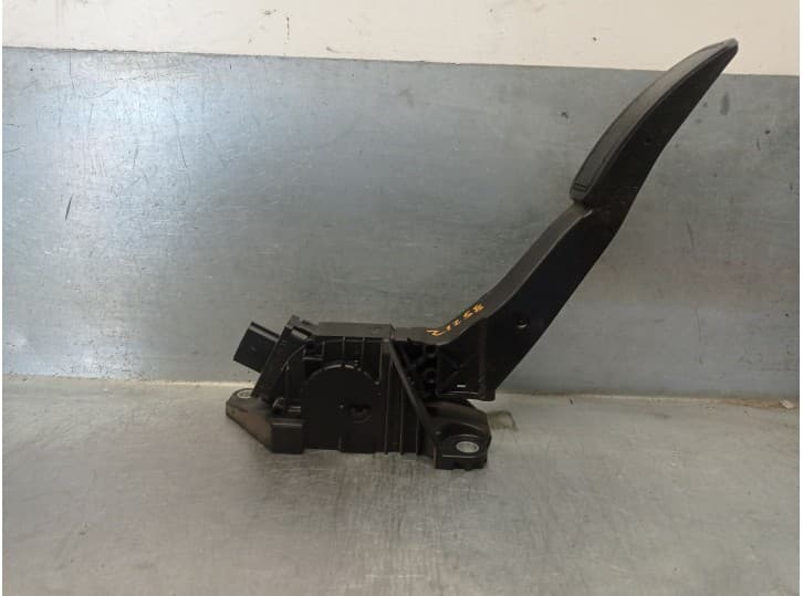 Recambio de potenciometro pedal para ford fiesta vii (hj, hf) 1.1 ti-vct referencia OEM IAM H1BC9F836AF 6PV01255003
