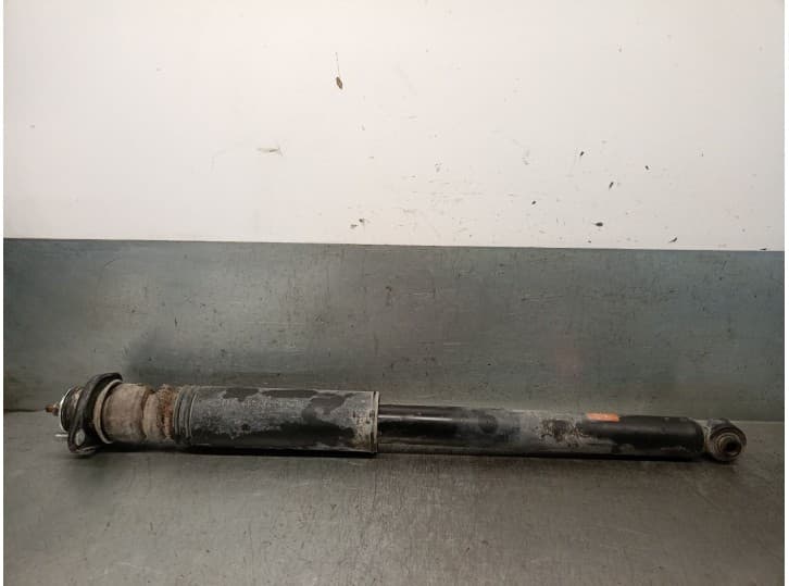 Recambio de amortiguador trasero izquierdo para bmw 3 (e46) 320 d referencia OEM IAM 33521095913 33521095913 343352 KYB