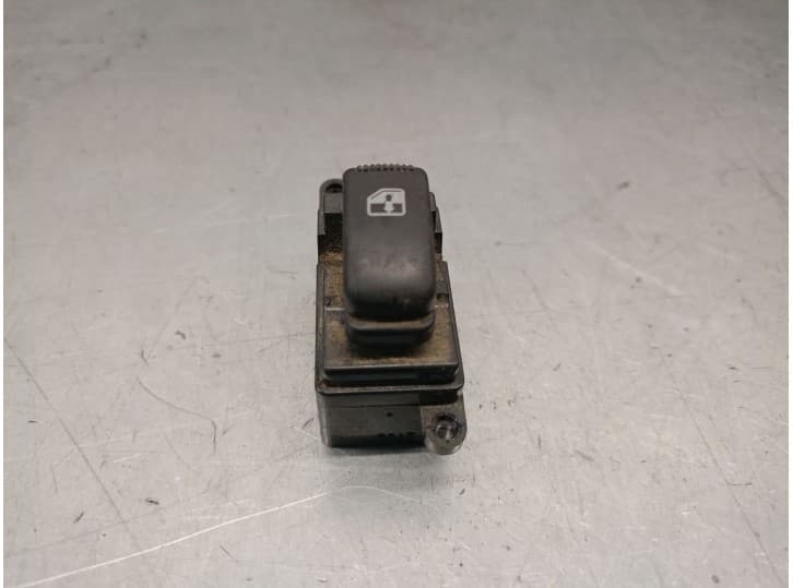 Recambio de mando elevalunas trasero derecho para daewoo nubira sedán (j150) 1.6 16v referencia OEM IAM 612W16200
