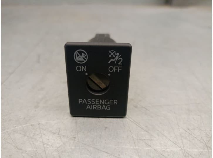 Recambio de interruptor para mazda 3 sedán (bm_, bn_) 2.0 referencia OEM IAM DA6A666H0