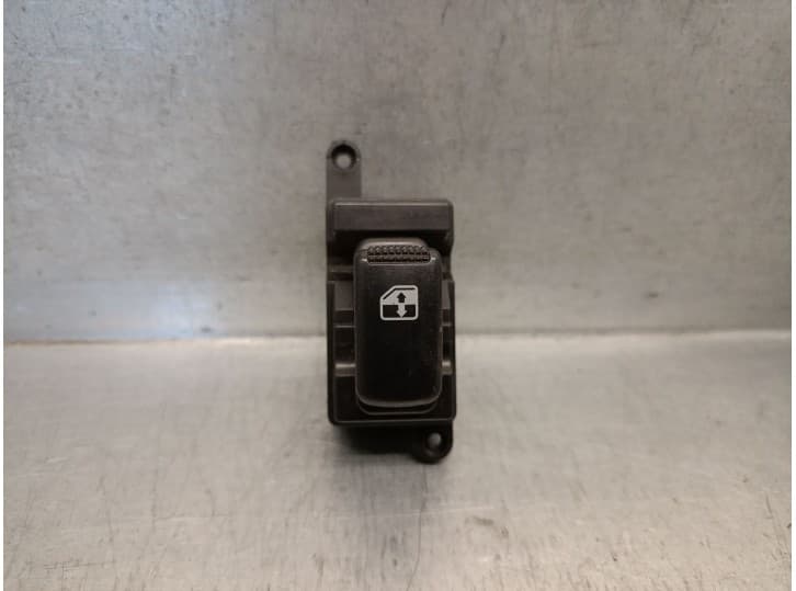 Recambio de mando elevalunas trasero izquierdo para kia carnival ii (gq) 2.9 crdi referencia OEM IAM 0K53A66370A44 0K53A66370A44