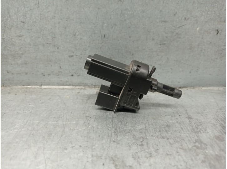Recambio de interruptor para ford transit courier b460 furgoneta/monovolumen 1.5 tdci referencia OEM IAM 4M5T7C534AA