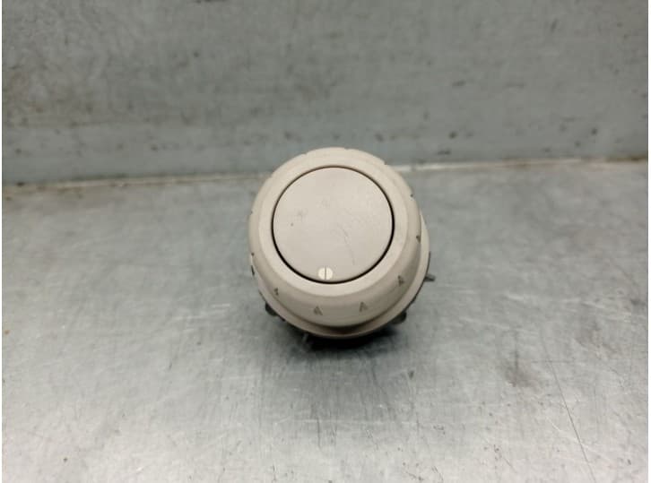 Recambio de mando techo solar para renault megane ii (bm0/1_, cm0/1_) 2.0 16v (bm0u, cm0u) referencia OEM IAM 2211325B