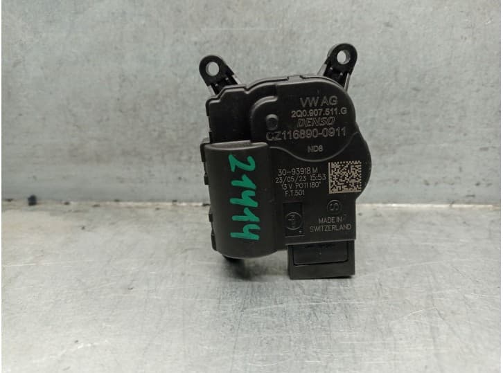 Recambio de motor apertura trampillas climatizador para skoda octavia iv (nx3, nn3, pv3) 1.5 tsi e-tec referencia OEM IAM 2Q0907