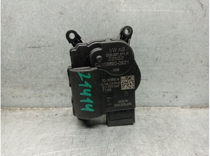 Recambio de motor apertura trampillas climatizador para skoda octavia iv (nx3, nn3, pv3) 1.5 tsi e-tec referencia OEM IAM 2Q0907